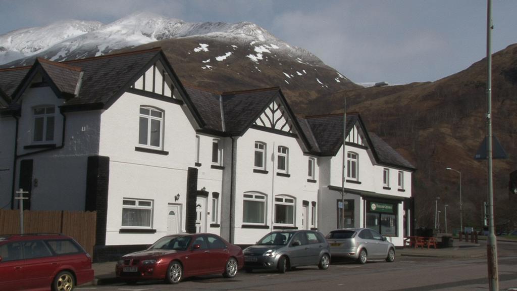 Highland Getaway Hotel Kinlochleven Bagian luar foto